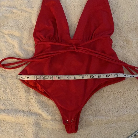 On The Lo from Brasil one piece low cut fabulous bathing suit. Gorgeous! - Picture 9 of 11